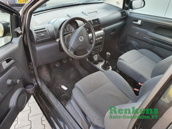 Volkswagen Fox 1.2 Sloopvoertuig (2007, Zwart)