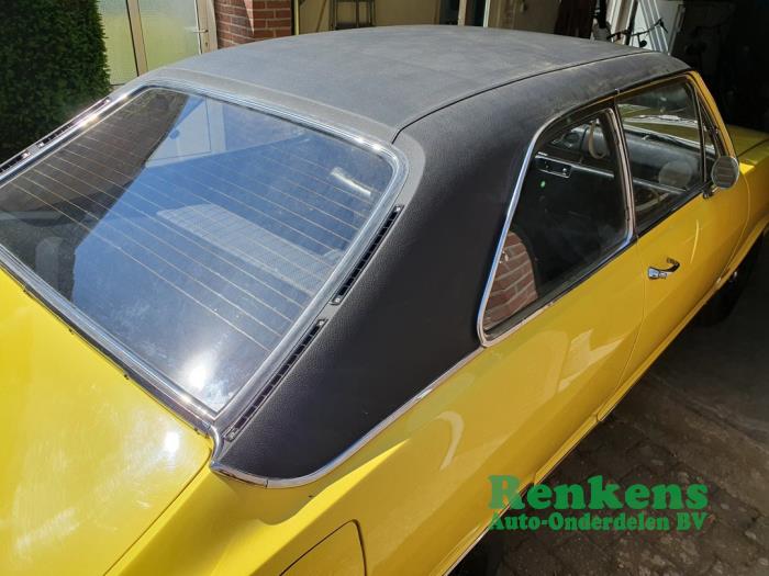 Opel Kadett Schadevoertuig (1969, Geel)