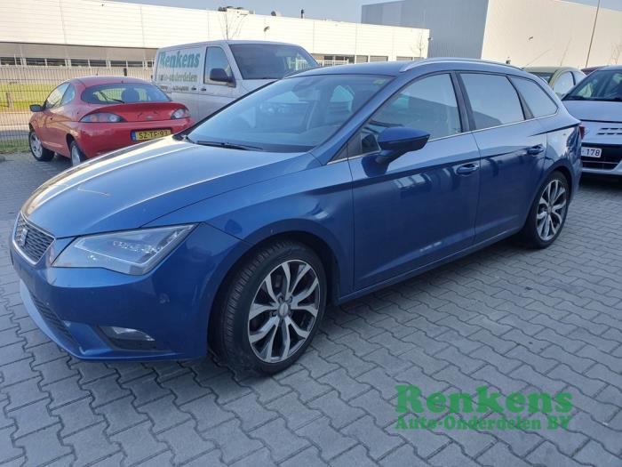 Seat Leon ST 1.6 TDI Ecomotive 16V Sloopvoertuig (2015, Blauw)