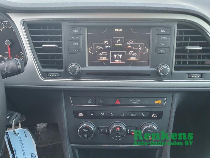 Seat Leon ST 1.6 TDI Ecomotive 16V Sloopvoertuig (2015, Blauw)