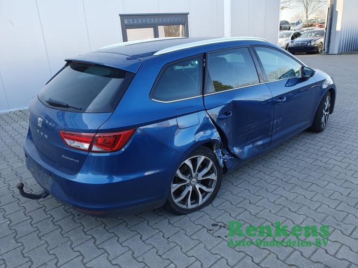 Seat Leon ST 1.6 TDI Ecomotive 16V Sloopvoertuig (2015, Blauw)