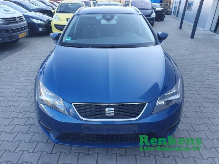 Seat Leon ST 1.6 TDI Ecomotive 16V Sloopvoertuig (2015, Blauw)