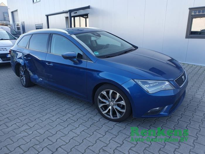 Seat Leon ST 1.6 TDI Ecomotive 16V Sloopvoertuig (2015, Blauw)