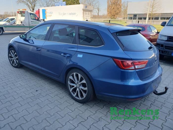 Seat Leon ST 1.6 TDI Ecomotive 16V Sloopvoertuig (2015, Blauw)