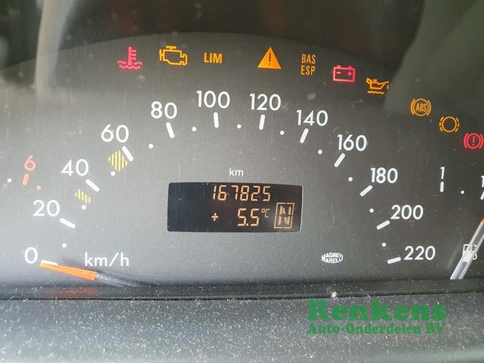 Mercedes Vaneo 1.9 Sloopvoertuig (2002, Zilvergrijs)