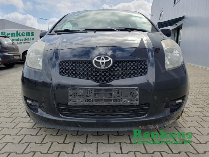 Toyota Yaris II 1.0 12V VVT-i Sloopvoertuig (2008, Zwart)
