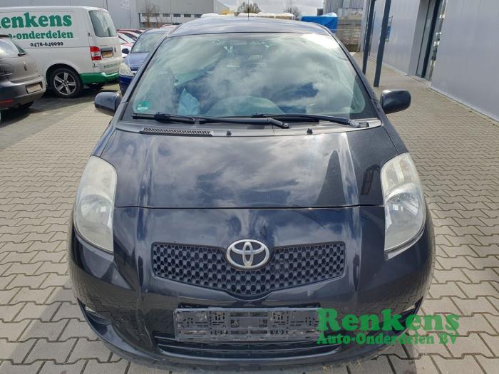 Toyota Yaris II 1.0 12V VVT-i Sloopvoertuig (2008, Zwart)