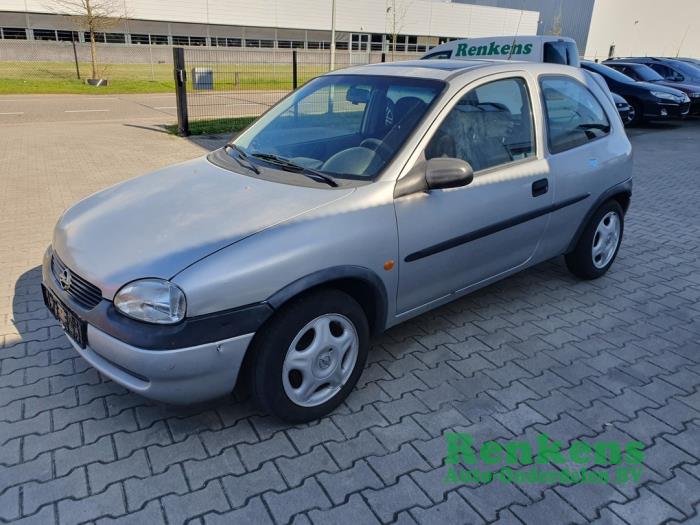 Opel Corsa B 1.2i 16V Sloopvoertuig (1999, Zilver)