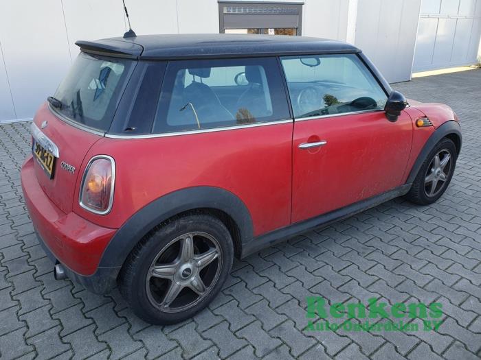 Mini Mini 1.6 16V Cooper Sloopvoertuig (2007, Rood)