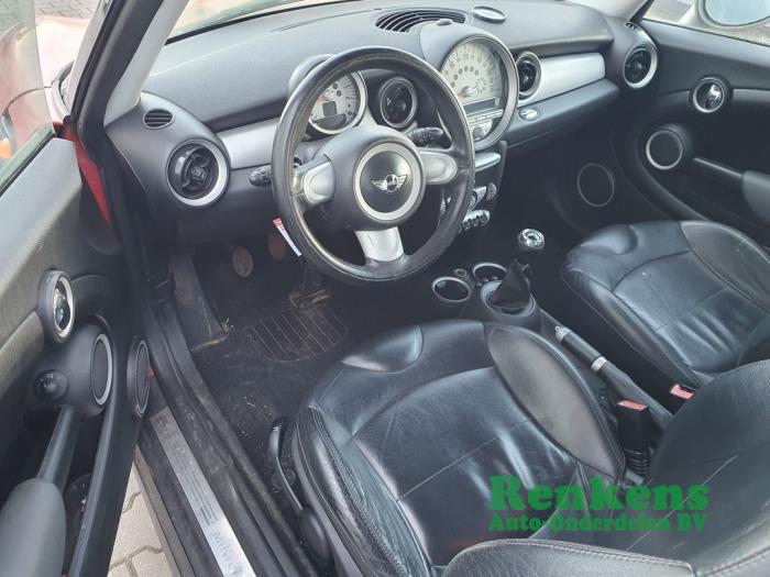 Mini Mini 1.6 16V Cooper Sloopvoertuig (2007, Rood)