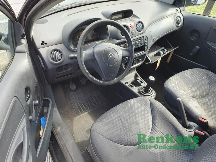 Citroen C2 1.1 Sloopvoertuig (2005, Zwart)