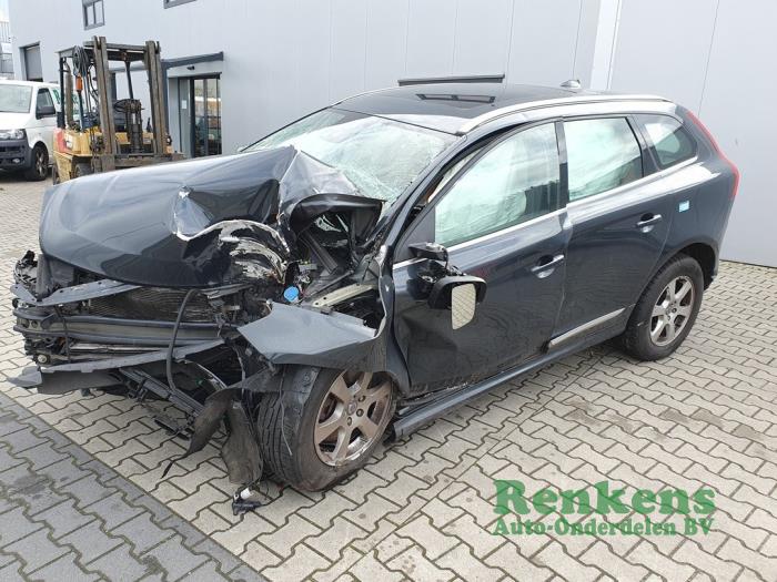 Volvo XC60 I 2.0 D4 16V Sloopvoertuig (2014, Grijs)