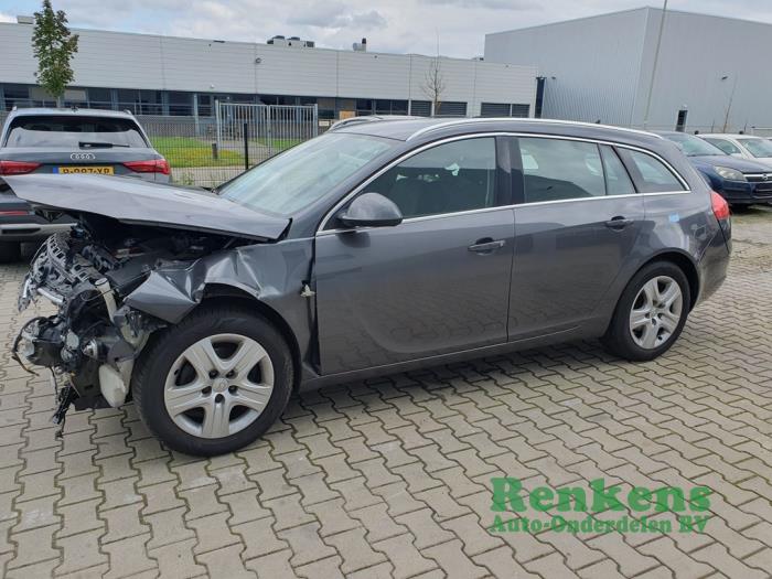 Opel Insignia Sports Tourer 1.8 16V Ecotec Sloopvoertuig (2011, Grijs)