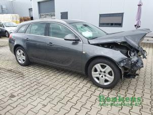 Opel Insignia Sports Tourer 1.8 16V Ecotec Sloopvoertuig (2011, Grijs)