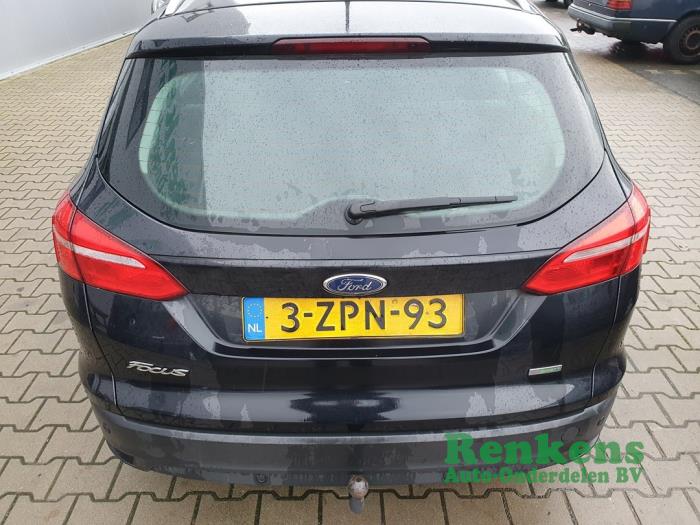 Ford Focus 3 Wagon 1.0 Ti-VCT EcoBoost 12V 125 Sloopvoertuig (2015, Zwart)