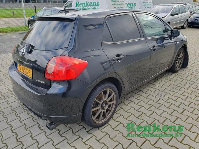 Toyota Auris 1.6 Dual VVT-i 16V Sloopvoertuig (2008, Zwart)