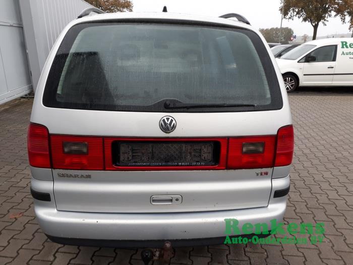 Volkswagen Sharan 1.9 TDI 115 Sloopvoertuig (2003, Zilvergrijs)