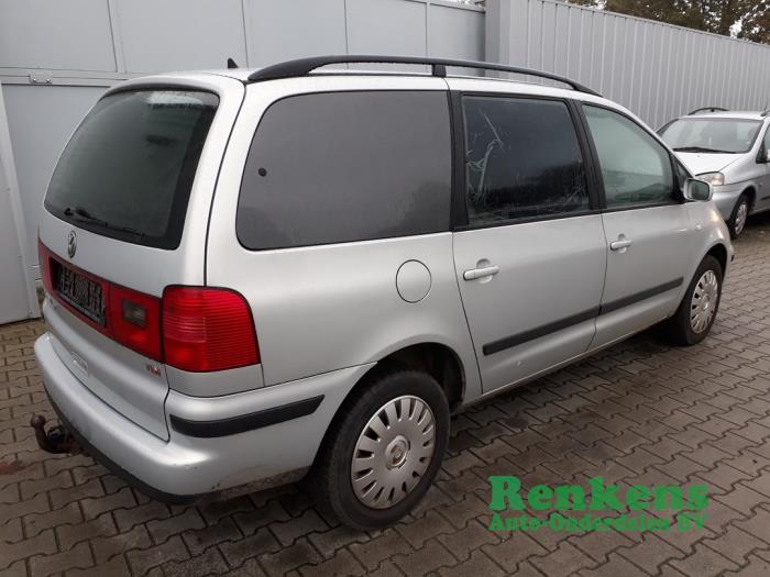 Volkswagen Sharan 1.9 TDI 115 Sloopvoertuig (2003, Zilvergrijs)