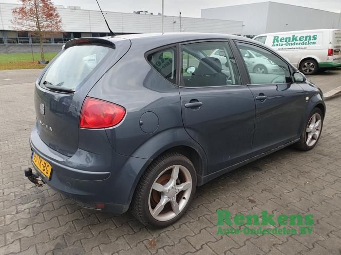 Seat Altea 2.0 FSI 16V Sloopvoertuig (2006, Grijs)