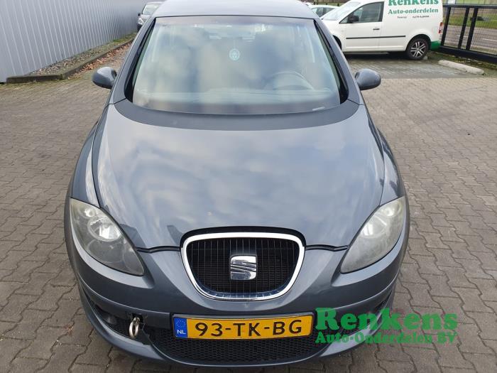 Seat Altea 2.0 FSI 16V Sloopvoertuig (2006, Grijs)