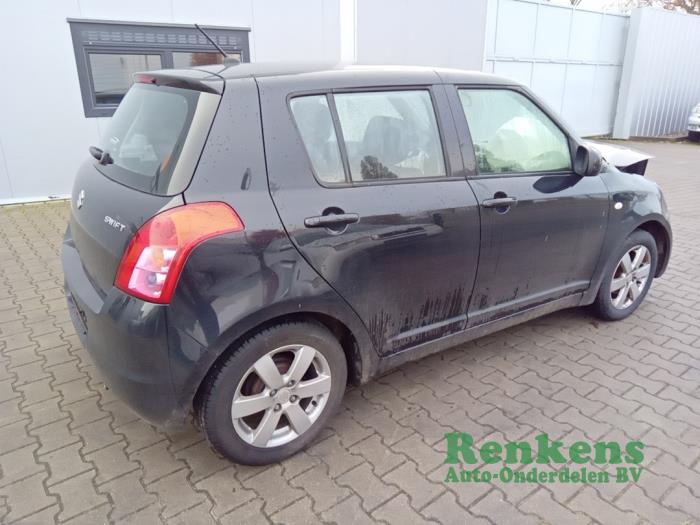 Suzuki Swift 1.3 VVT 16V Sloopvoertuig (2007, Zwart)