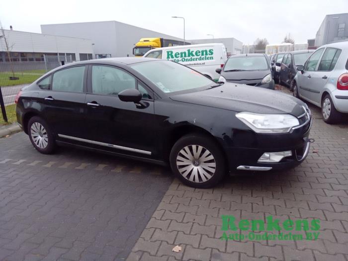 Citroen C5 III Berline 1.6 HDiF 16V Sloopvoertuig (2010, Zwart)