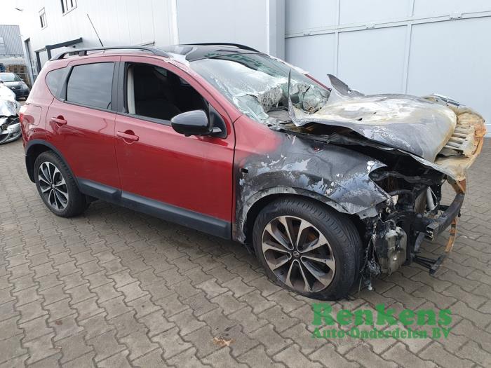 Nissan Qashqai 1.6 16V Sloopvoertuig (2012, Rood)