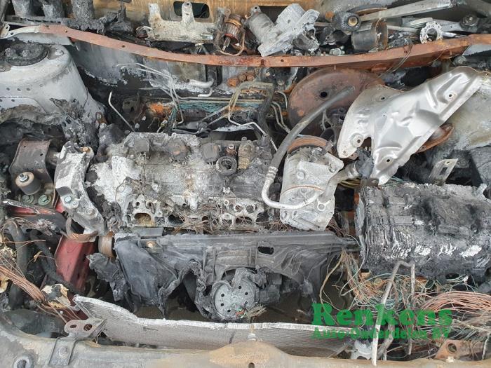 Nissan Qashqai 1.6 16V Sloopvoertuig (2012, Rood)