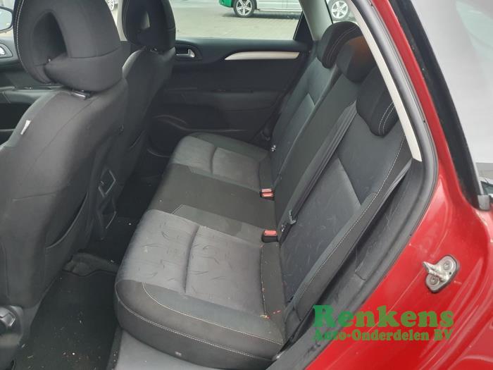 Citroen C4 Berline 1.6 16V VTi Sloopvoertuig (2012, Rood)