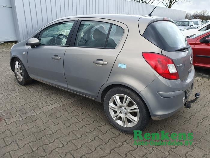 Opel Corsa D 1.3 CDTi 16V ecoFLEX Sloopvoertuig (2011, Bruin)