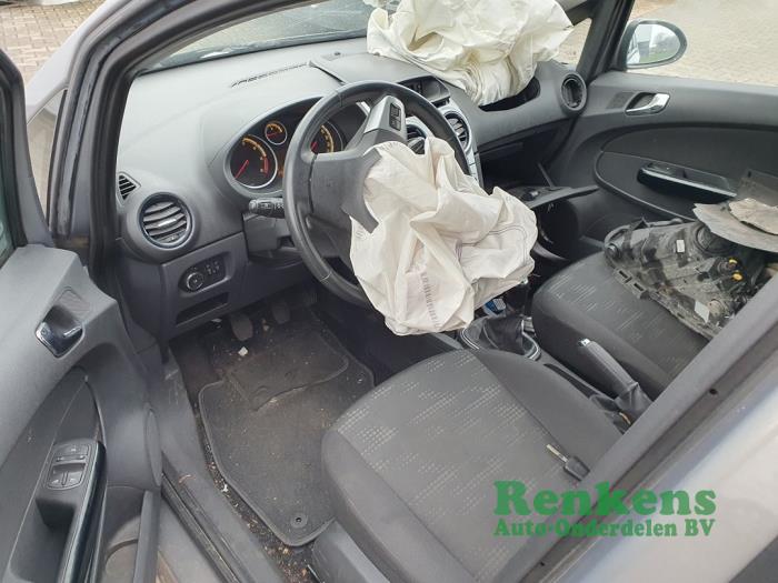 Opel Corsa D 1.3 CDTi 16V ecoFLEX Sloopvoertuig (2011, Bruin)