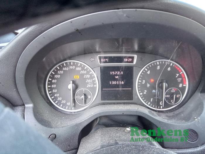 Mercedes A 1.6 A-180 16V Sloopvoertuig (2013, Donker, Grijs)