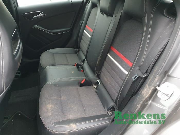 Mercedes A 1.6 A-180 16V Sloopvoertuig (2013, Donker, Grijs)