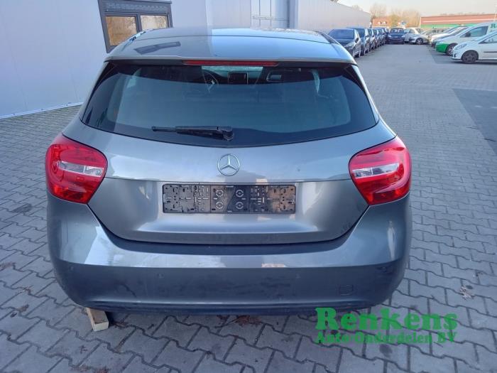 Mercedes A 1.6 A-180 16V Sloopvoertuig (2013, Donker, Grijs)