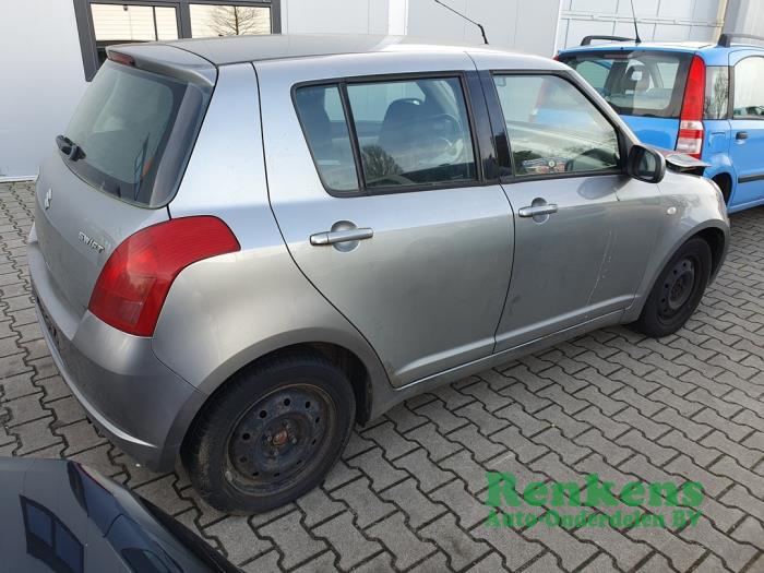 Suzuki Swift 1.3 VVT 16V Sloopvoertuig (2006, Grijs)