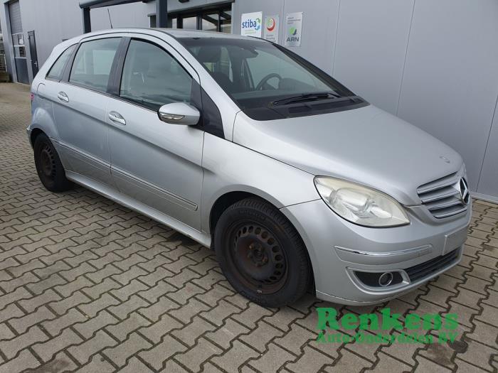 Mercedes B 2.0 B-180 CDI 16V Sloopvoertuig (2006, Zilver)