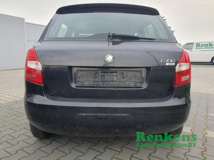 Skoda Fabia II 1.2i Sloopvoertuig (2011, Zwart)