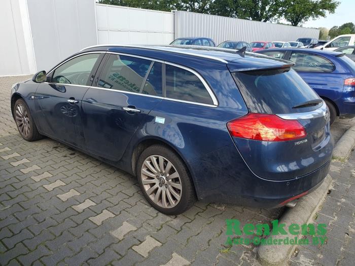 Opel Insignia Sports Tourer 1.6 Turbo 16V Ecotec Sloopvoertuig (2010, Blauw)