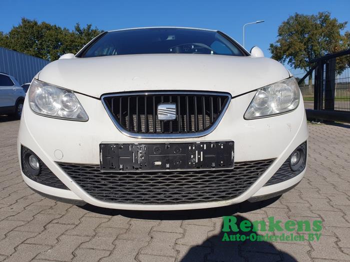 Seat Ibiza IV SC 1.6 TDI 90 Sloopvoertuig (2010, Wit)