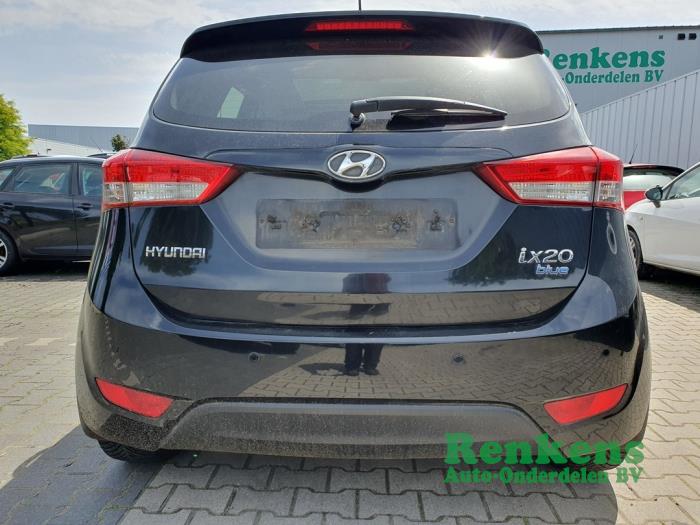 Hyundai iX20 1.4i 16V Sloopvoertuig (2013, Zwart)