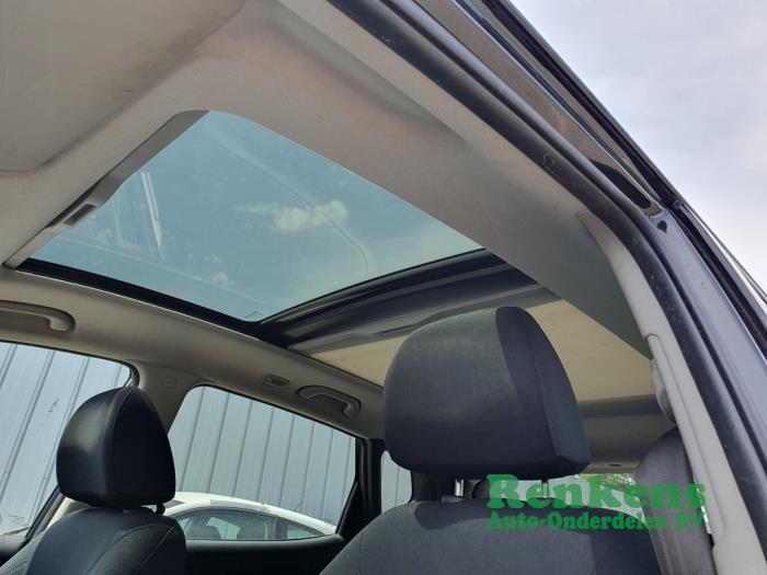 Hyundai iX20 1.4i 16V Sloopvoertuig (2013, Zwart)