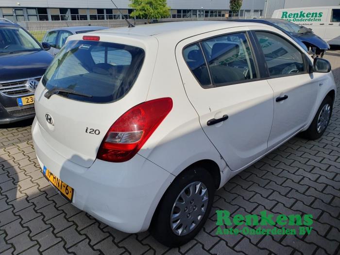 Hyundai i20 1.2i 16V Sloopvoertuig (2009, Wit)