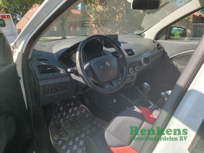 Renault Megane III Grandtour 1.5 dCi 90 Sloopvoertuig (2012, Wit)