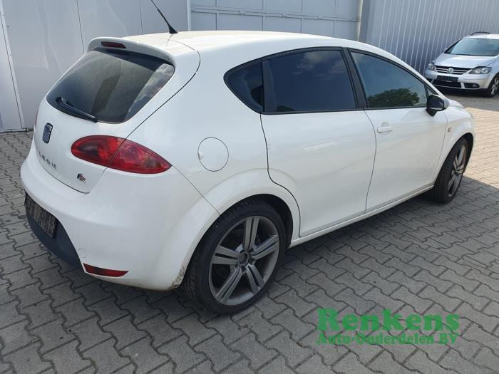 Seat Leon 2.0 TFSI FR 16V Sloopvoertuig (2007, Wit)