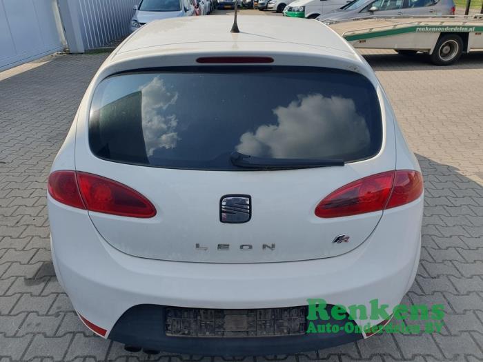 Seat Leon 2.0 TFSI FR 16V Sloopvoertuig (2007, Wit)