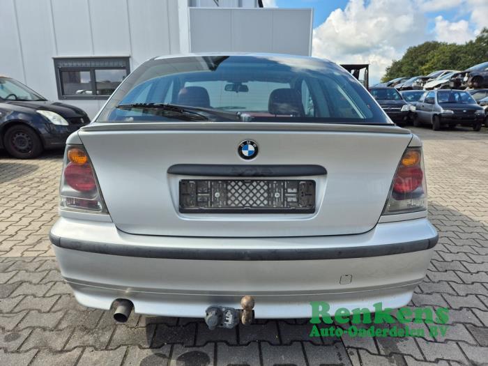 BMW 3 serie Compact 316ti 16V Sloopvoertuig (2001, Zilver)