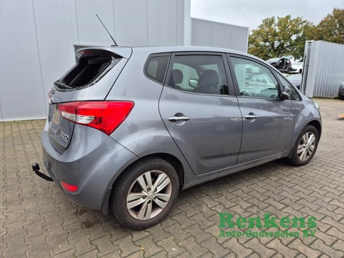Hyundai iX20 1.6i 16V Sloopvoertuig (2011, Grijs)