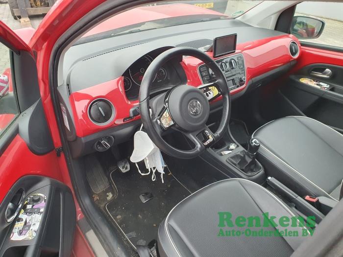 Volkswagen Up! 1.0 12V 75 Sloopvoertuig (2013, Rood)