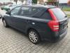 Kia Cee'd Sporty Wagon 1.6 CVVT 16V Sloopvoertuig (2008, Zwart)