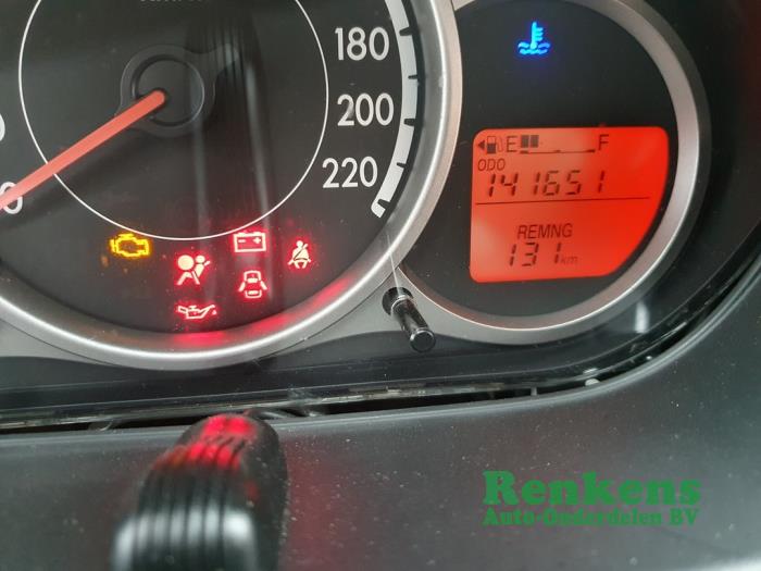 Mazda 2 1.3 16V MZR Sloopvoertuig (2014, Grijs)